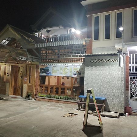 Harmony Resto&Homestay Lambangkuning Εξωτερικό φωτογραφία